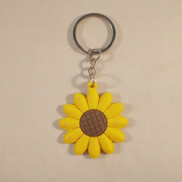 New Silver I Heart + Sunflower Keychain Key Ring Lot of 2 Party Gift - Picture 4 of 4